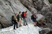 In GRIGNONE, versante nord, da Cainallo sui sentieri estivi 24 Rif. Bietti e 25 Rif. Bogani dom. 29 maggio 2011 - FOTOGALLERY